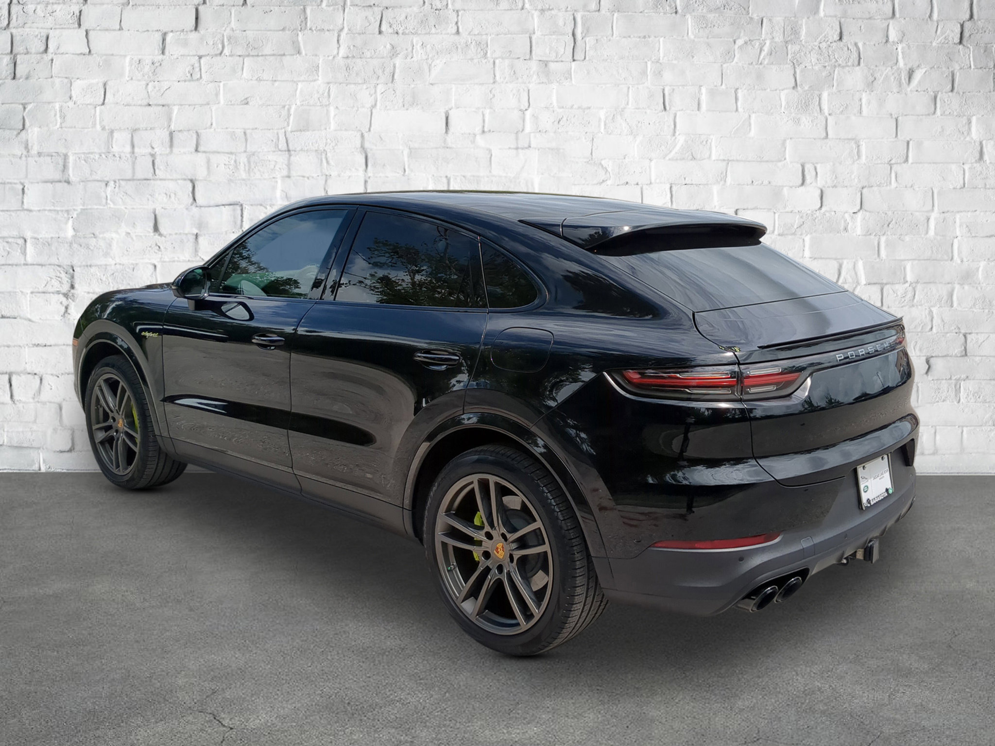 2022 Porsche Cayenne E-Hybrid Coupe Base photo 4