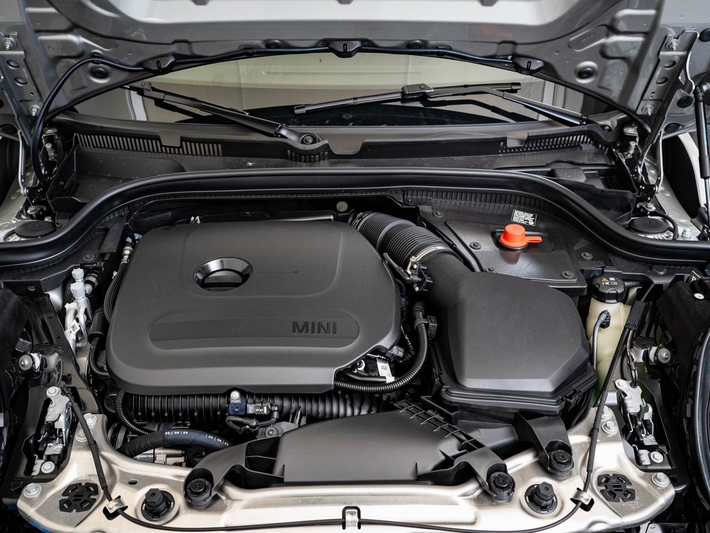 2026 Mini Cooper 4 Door Hardtop Iconic photo 30