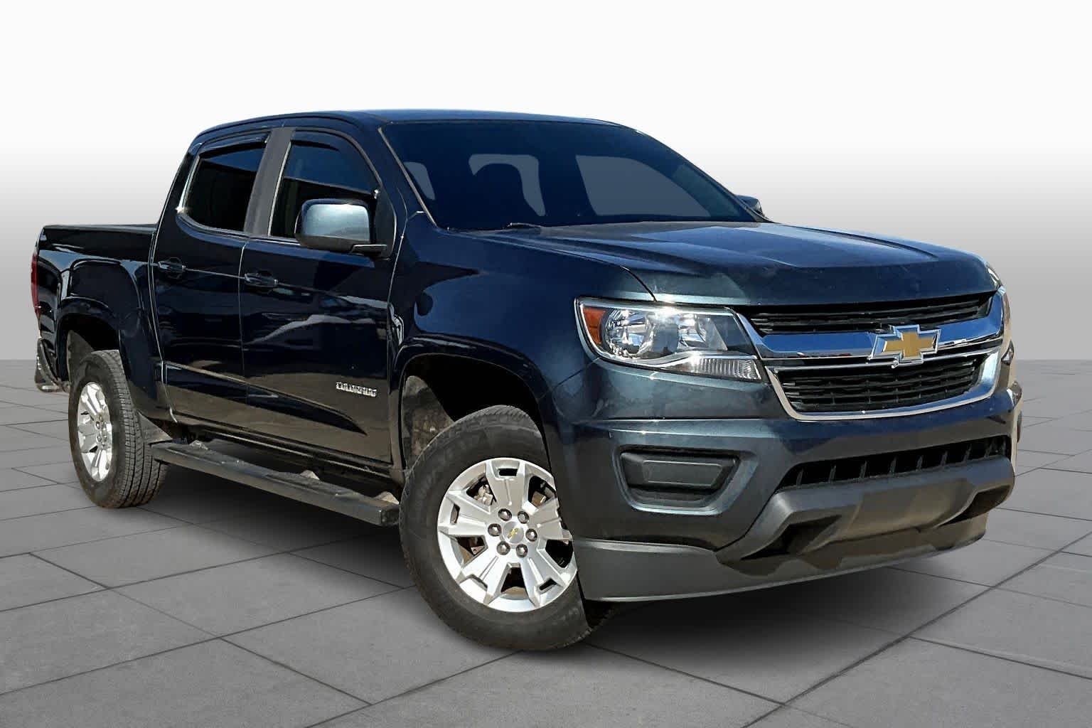 2019 Chevrolet Colorado LT photo 2