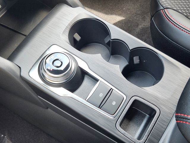 2025 Ford Escape ST-Line photo 15