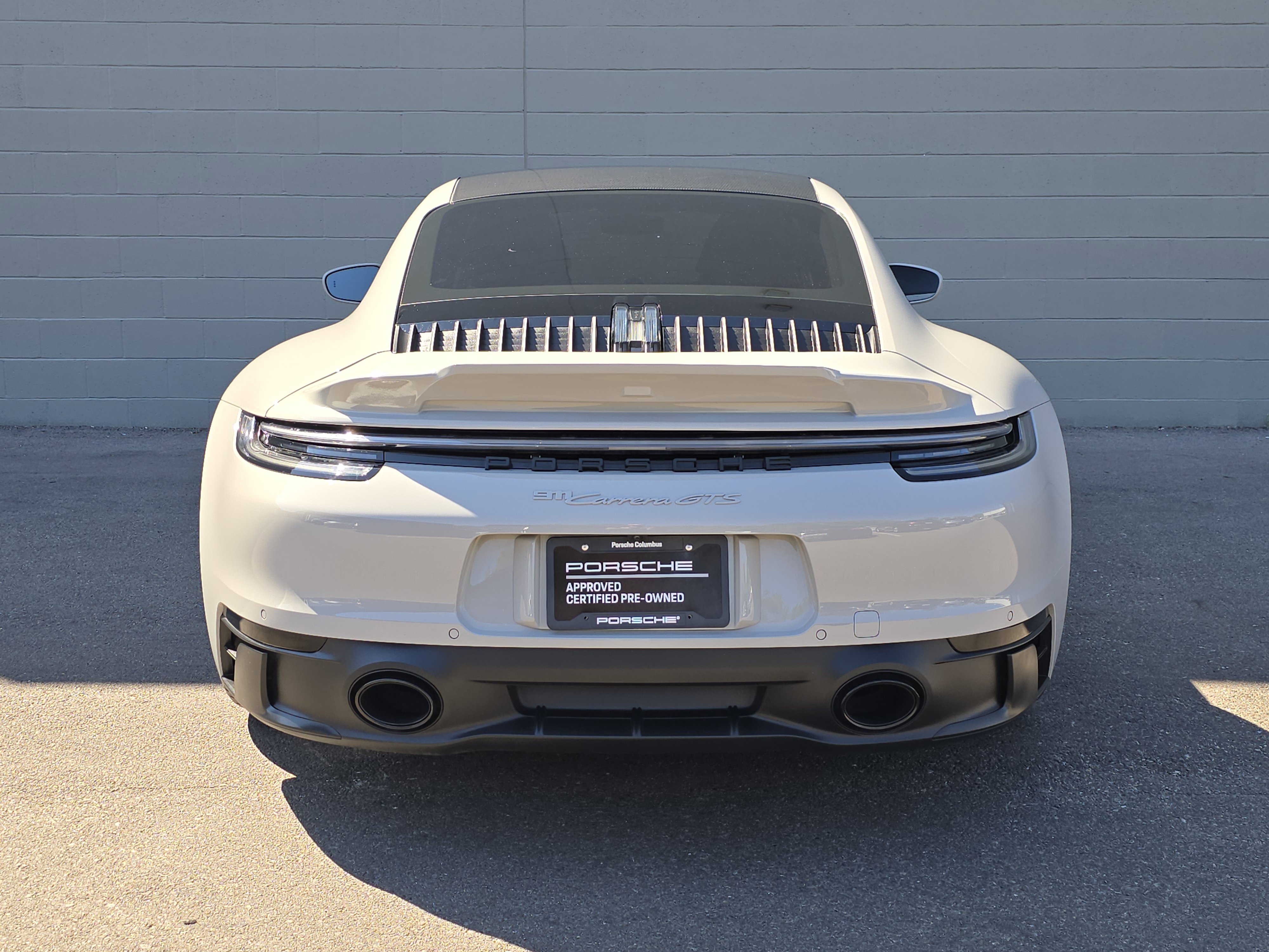 2023 Porsche 911 GTS photo 3