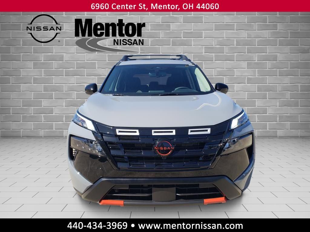 2026 Nissan Rogue SV photo 2