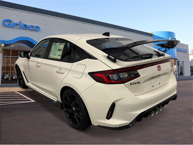 2025 Honda Civic Type R photo 3
