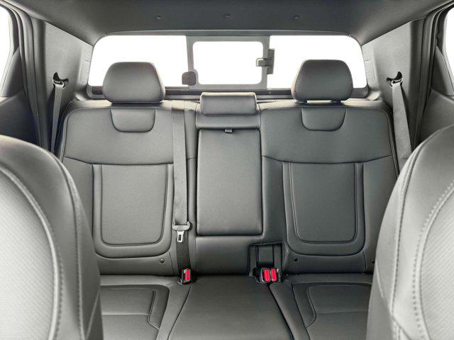 2025 Hyundai Santa Cruz SEL Activity photo 15