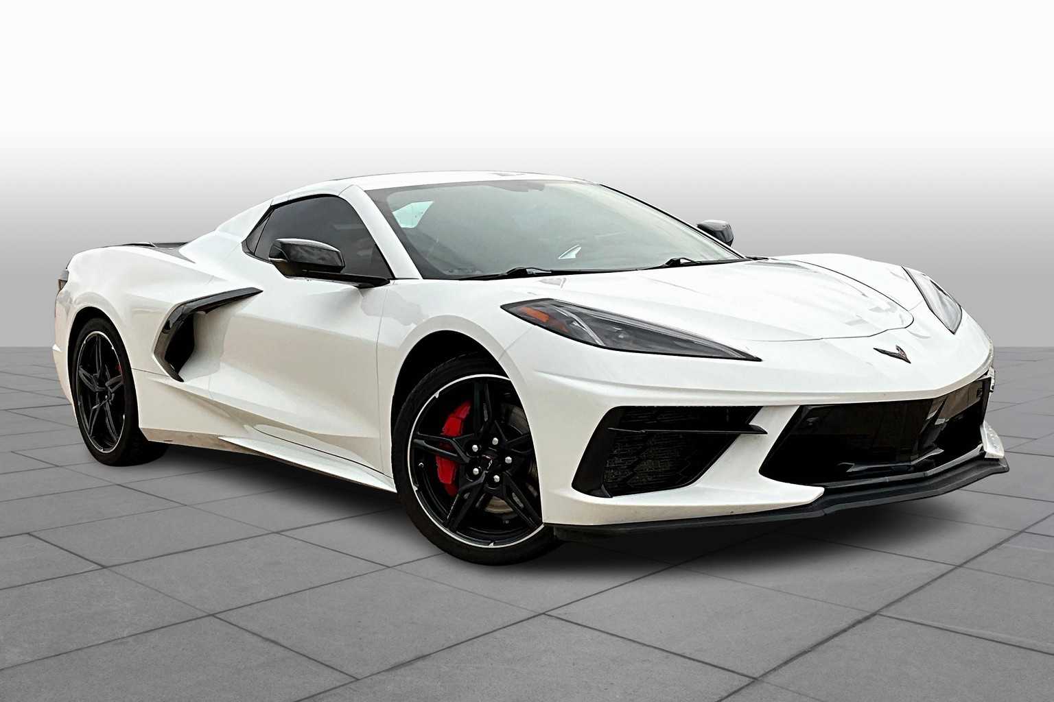 2021 Chevrolet Corvette Stingray 3LT photo 2
