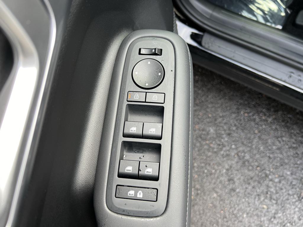 2025 Hyundai Santa Fe SEL photo 11