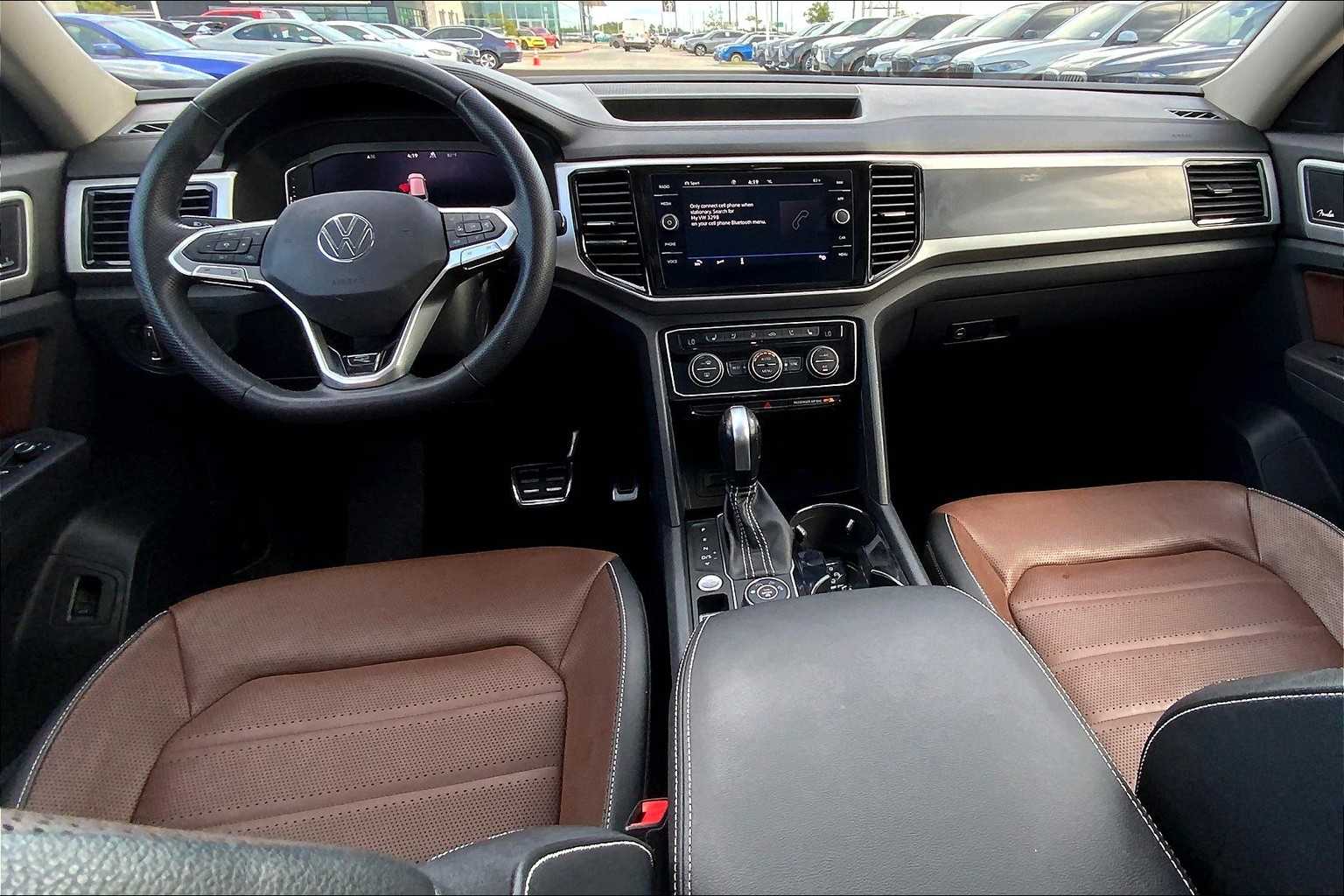 2022 Volkswagen Atlas V6 SEL Premium R-Line photo 15