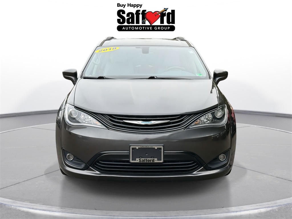 2018 Chrysler Pacifica Hybrid Limited photo 4