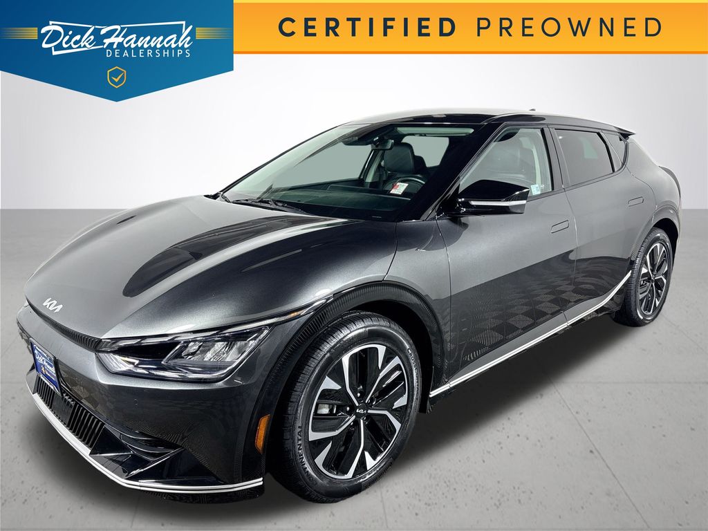 2023 Kia EV6 Wind's photo