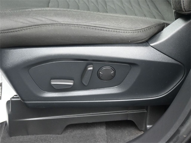 2021 Ford Explorer XLT photo 18
