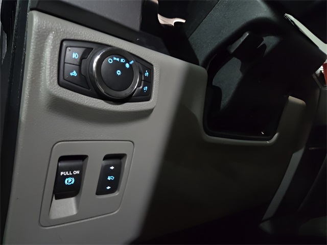 2020 Ford F-150 XLT photo 18