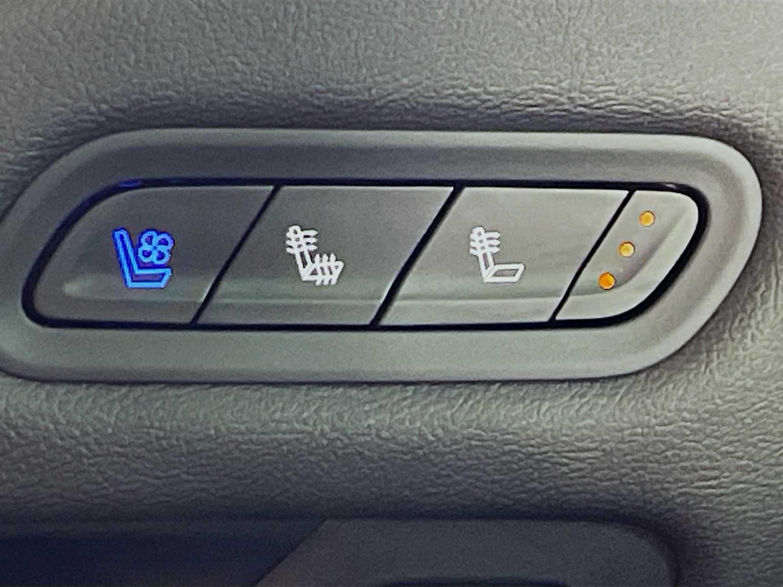 2023 Cadillac Escalade Premium Luxury photo 15