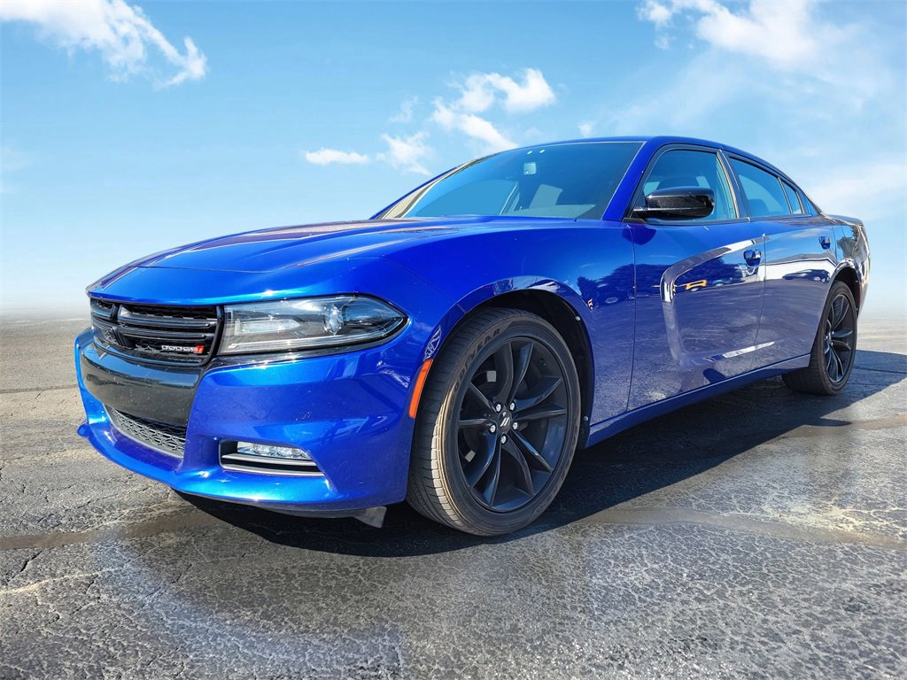 2018 Dodge Charger SXT Plus photo 3