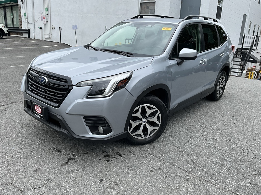 2022 Subaru Forester Premium