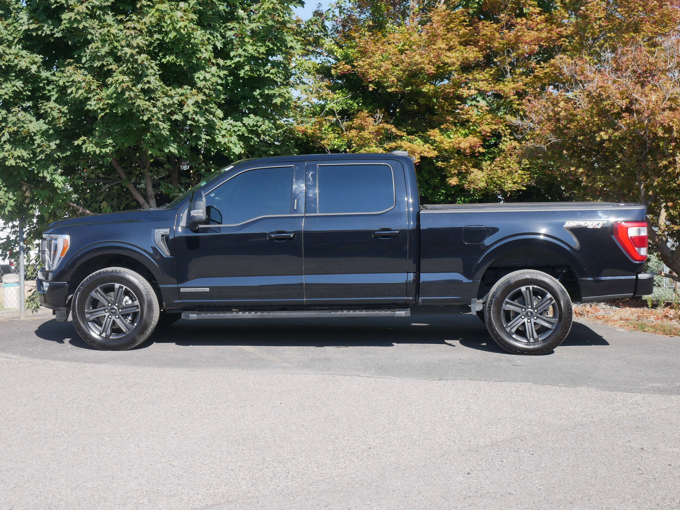 2023 Ford F-150 Lariat photo 16