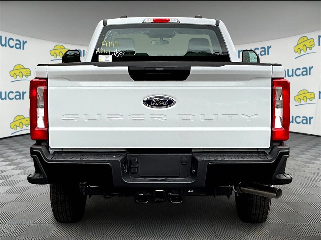 2026 Ford F-250 photo 4
