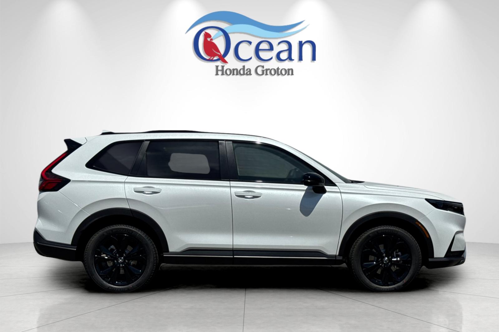 2026 Honda CR-V Sport Touring Hybrid photo 5