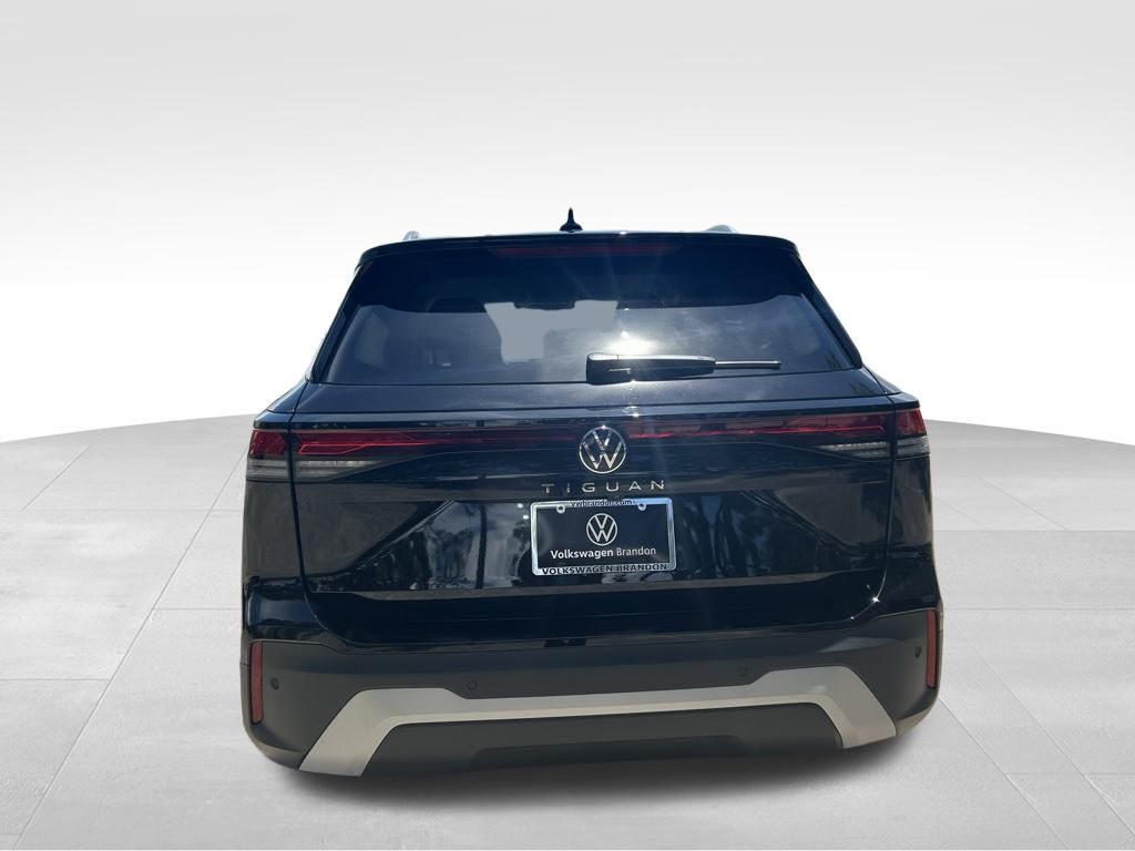 2025 Volkswagen Tiguan S photo 4