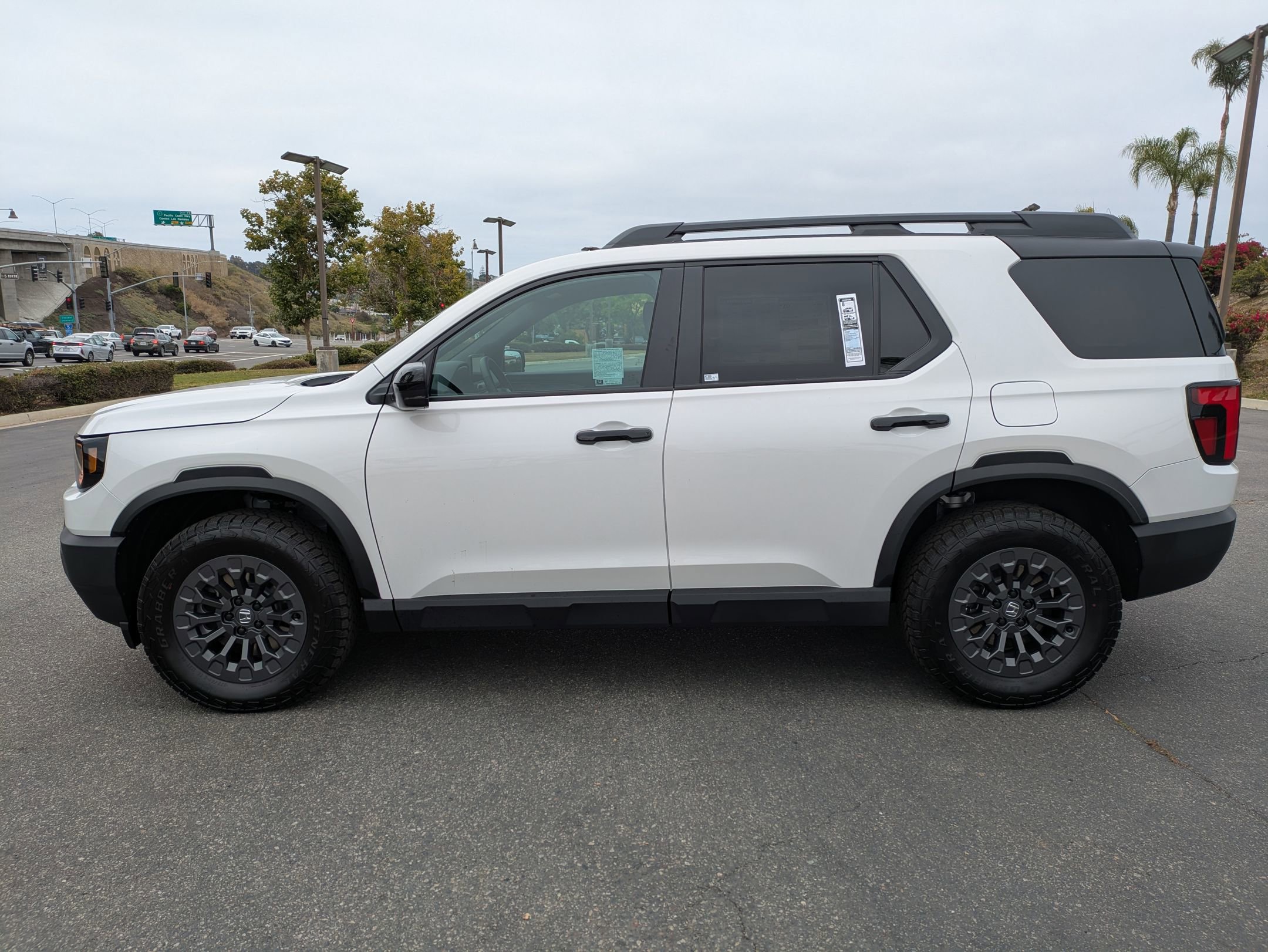 2026 Honda Passport TrailSport photo 2
