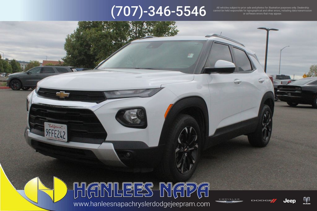 2023 Chevrolet Trailblazer LT photo 2