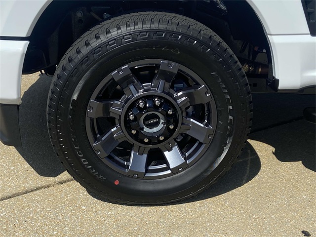2026 Ford F-250 photo 6