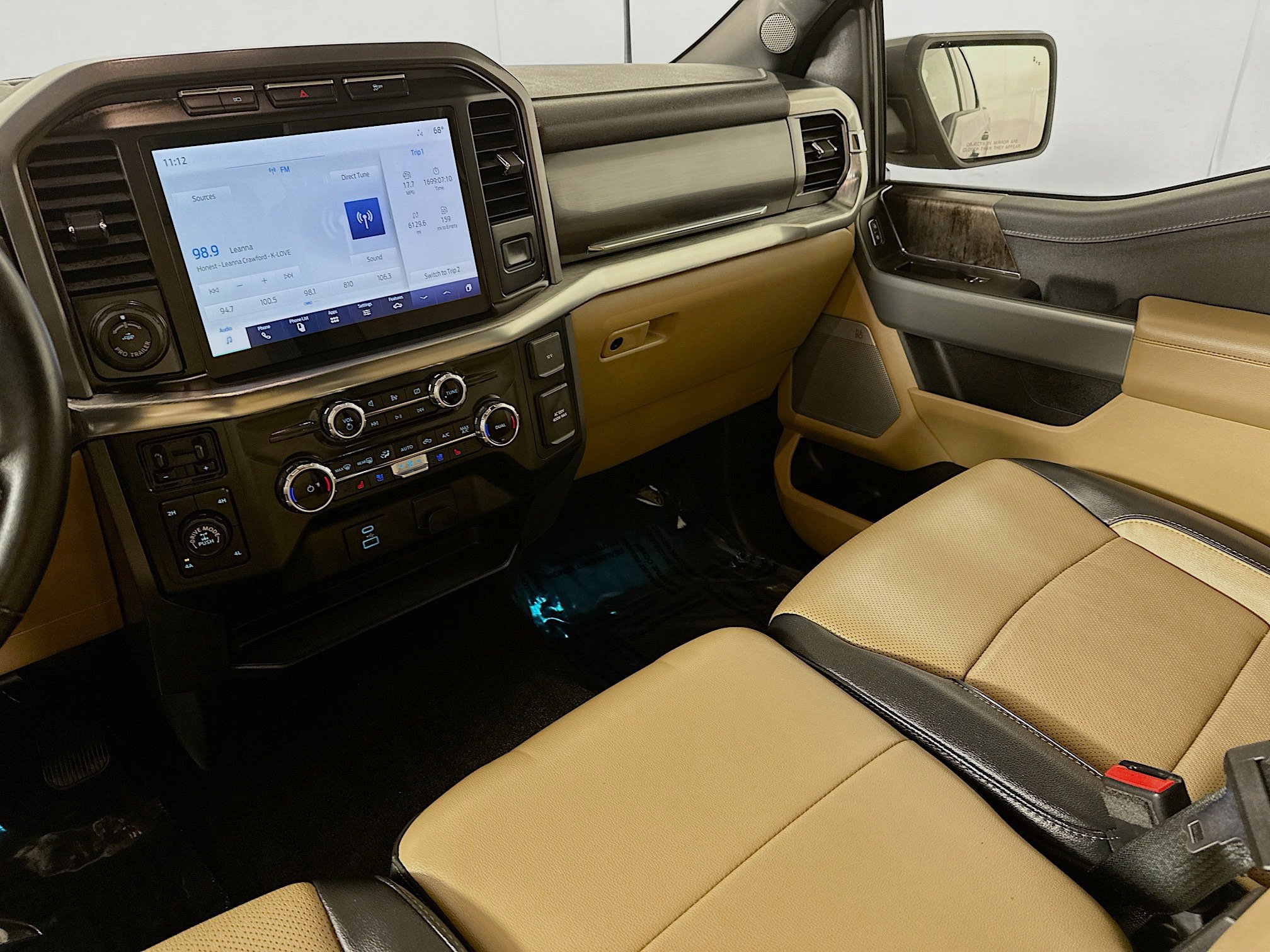 2022 Ford F-150 Lariat photo 22