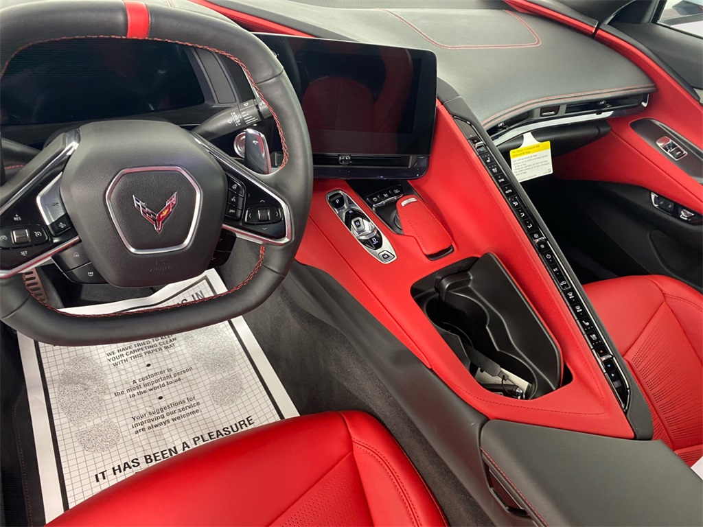 2024 Chevrolet Corvette Stingray 2LT photo 10