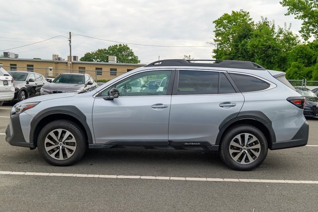 2023 Subaru Outback Premium photo 3