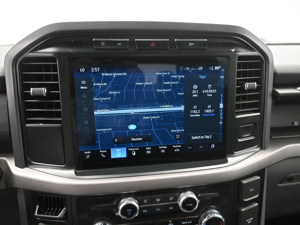 2024 Ford F-150 XLT photo 3