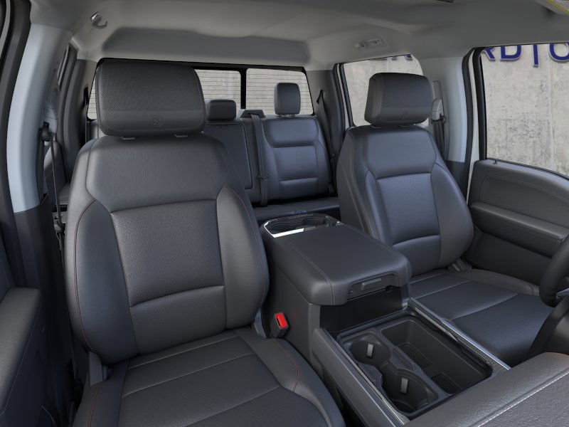 2025 Ford F-250 photo 2