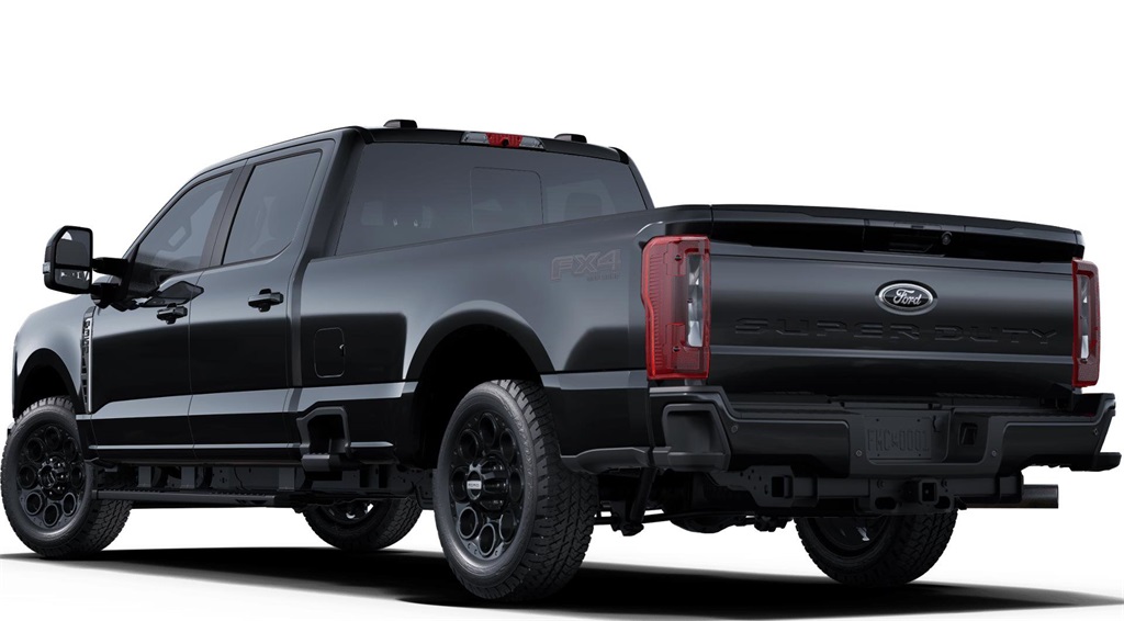 2025 Ford F-350 XLT photo 2