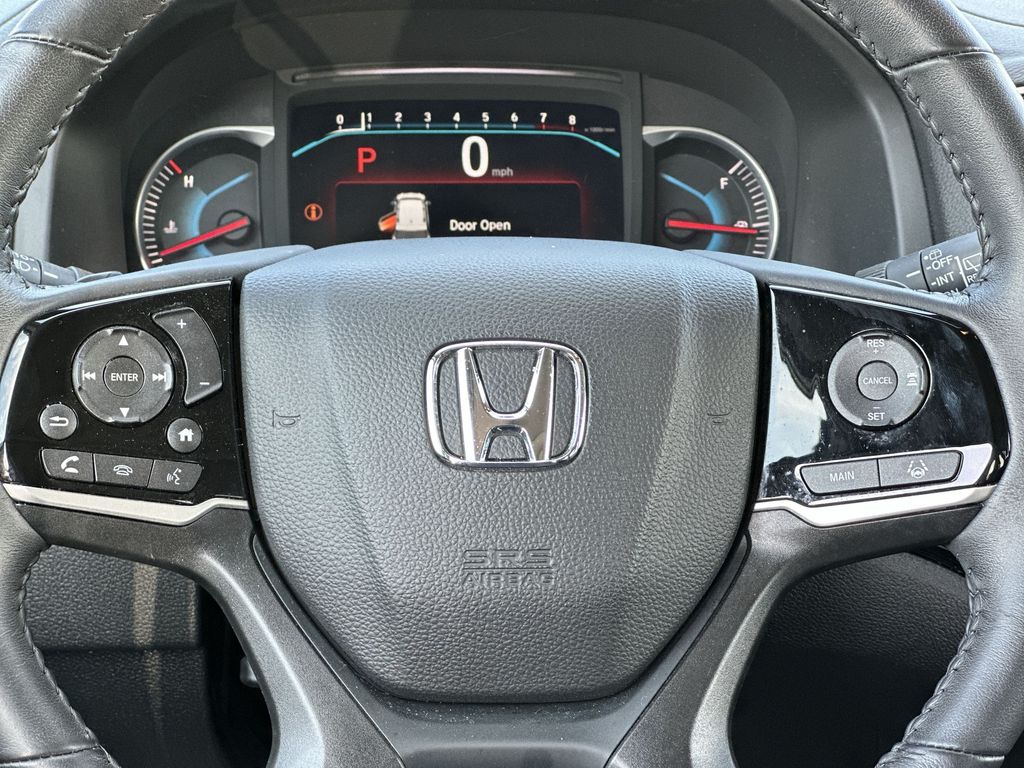 2022 Honda Pilot Touring photo 16