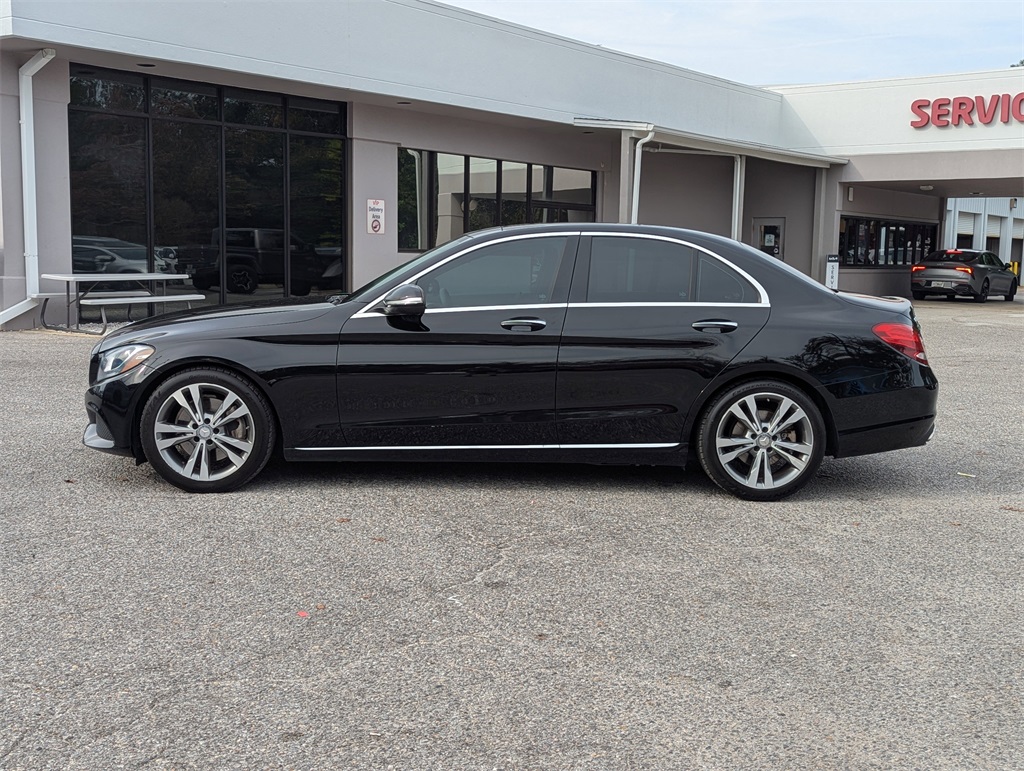 2015 Mercedes Benz C 300 photo 2