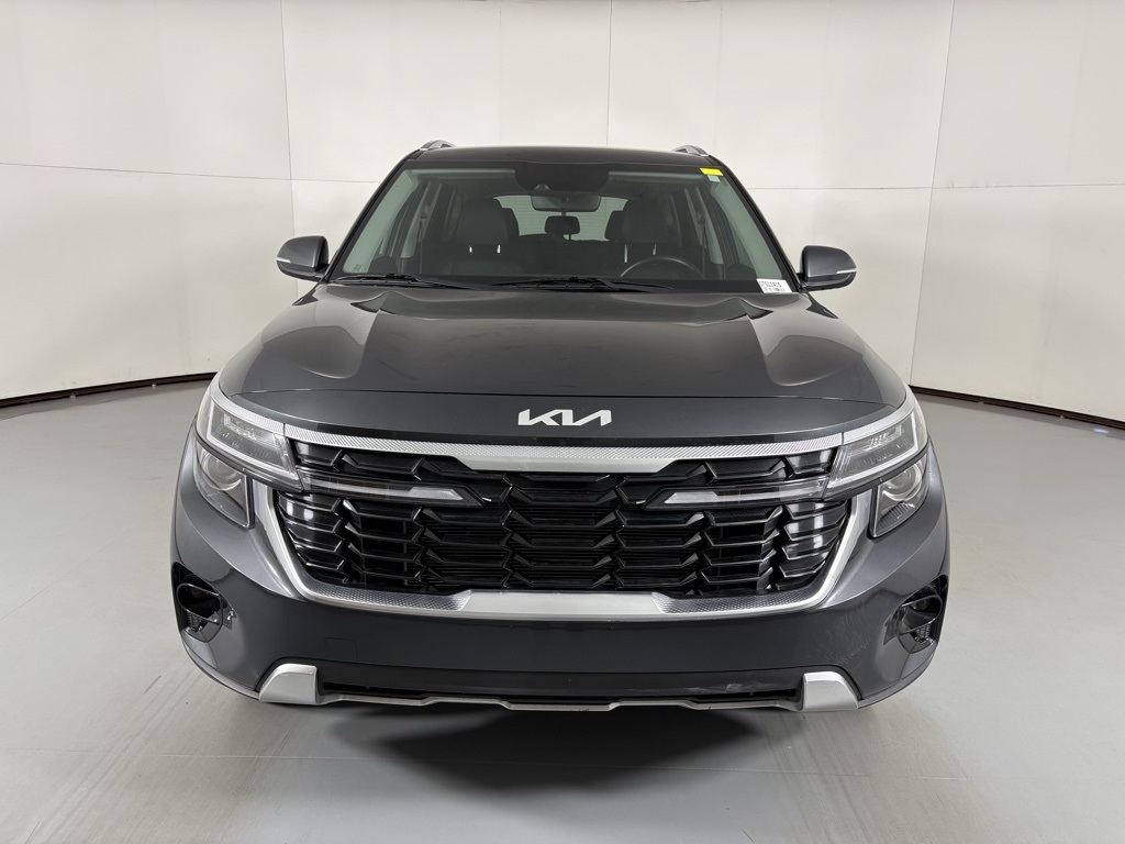 2024 Kia Seltos EX photo 3