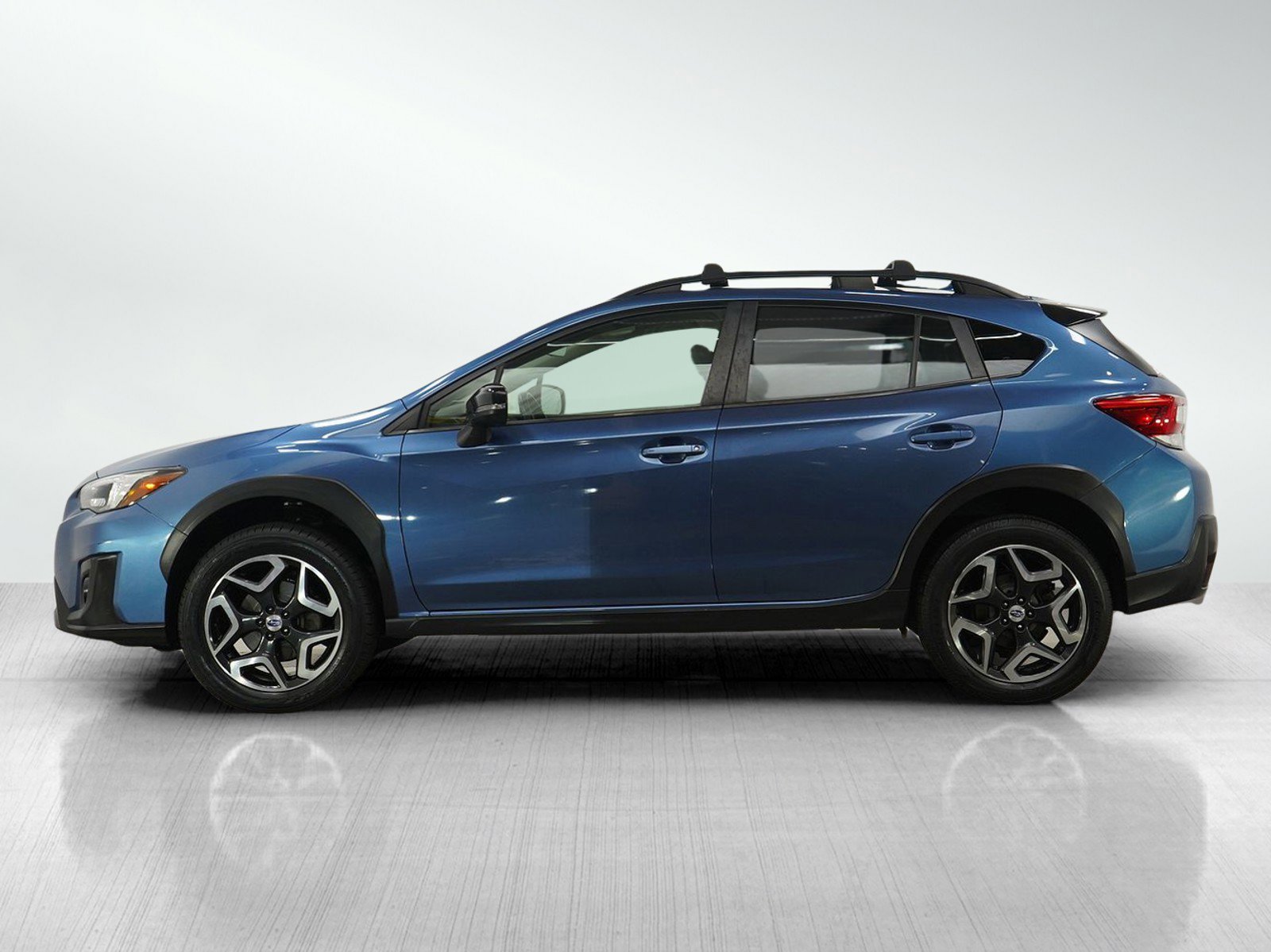 Used 2018 Subaru Crosstrek Limited with VIN JF2GTALCXJH328838 for sale in Wayzata, Minnesota