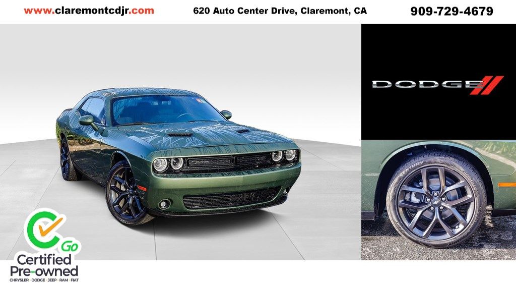 2022 Dodge Challenger SXT's photo