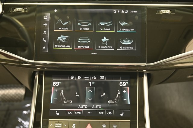 2024 Audi Q7 45 Premium Plus photo 4