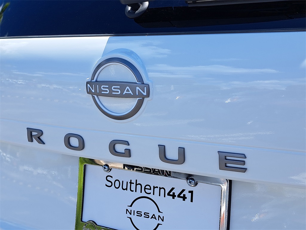 2026 Nissan Rogue S photo 9