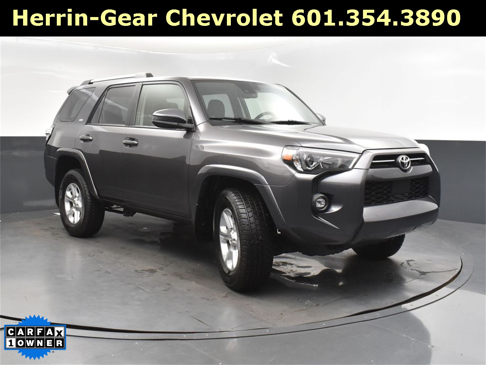 2023 Toyota 4Runner SR5 photo 9