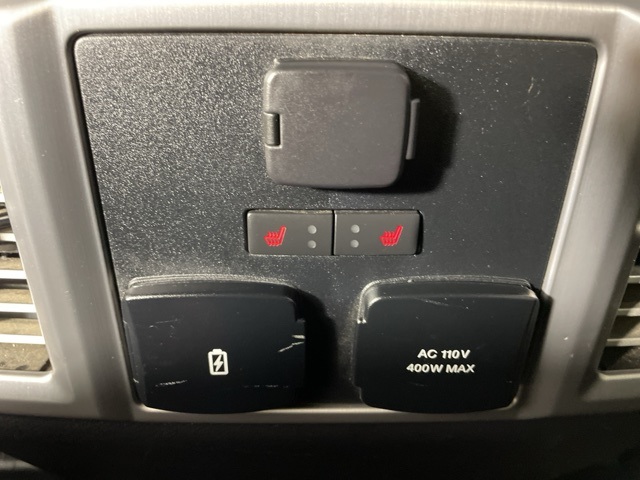 2018 Ford F-150 Platinum photo 36