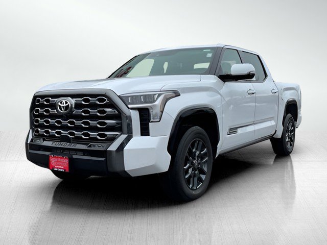 2026 Toyota Tundra Platinum's photo