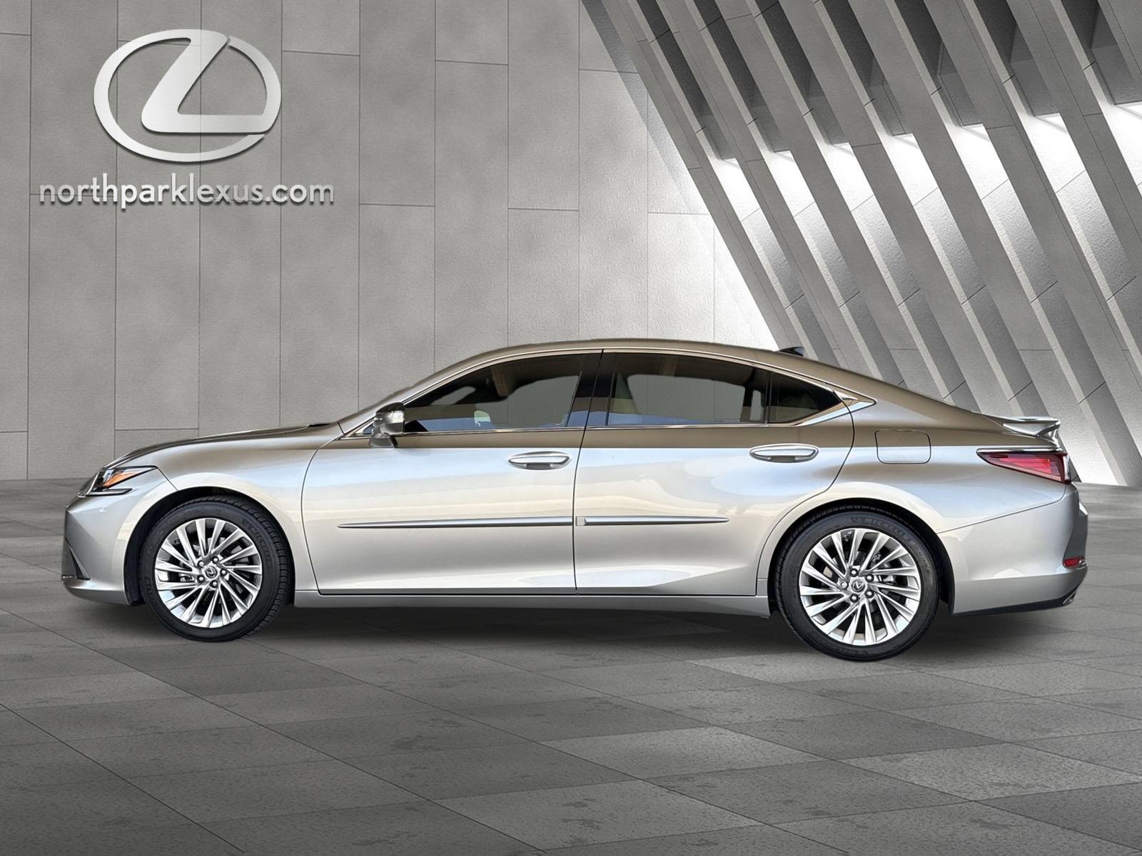 2021 Lexus ES