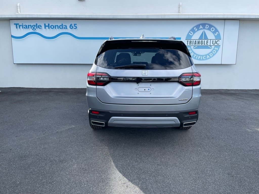 2025 Honda Pilot Touring photo 4