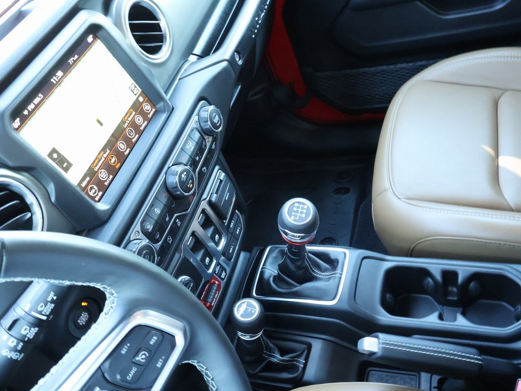 2023 Jeep Wrangler Rubicon photo 22