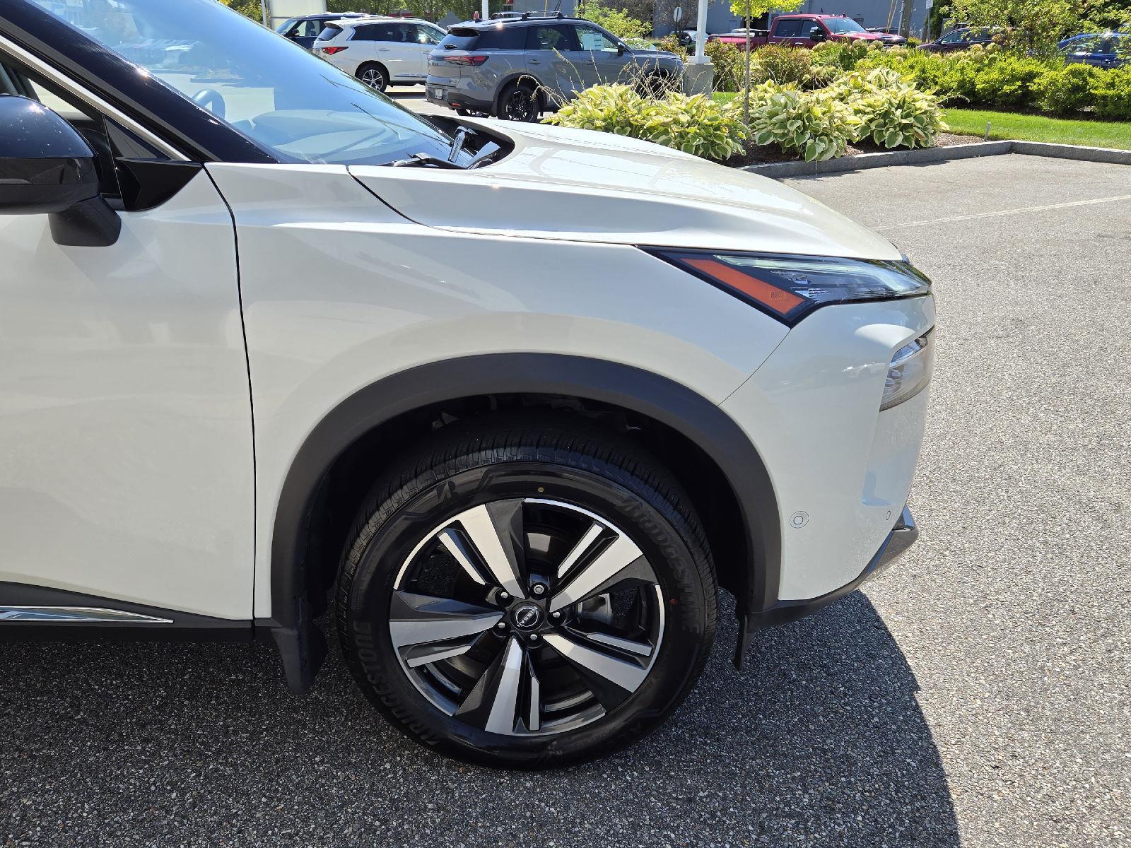 2023 Nissan Rogue SL photo 15