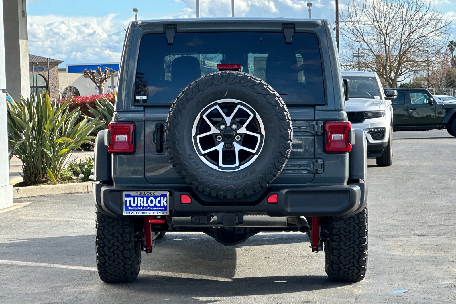 2025 Jeep Wrangler Rubicon photo 5