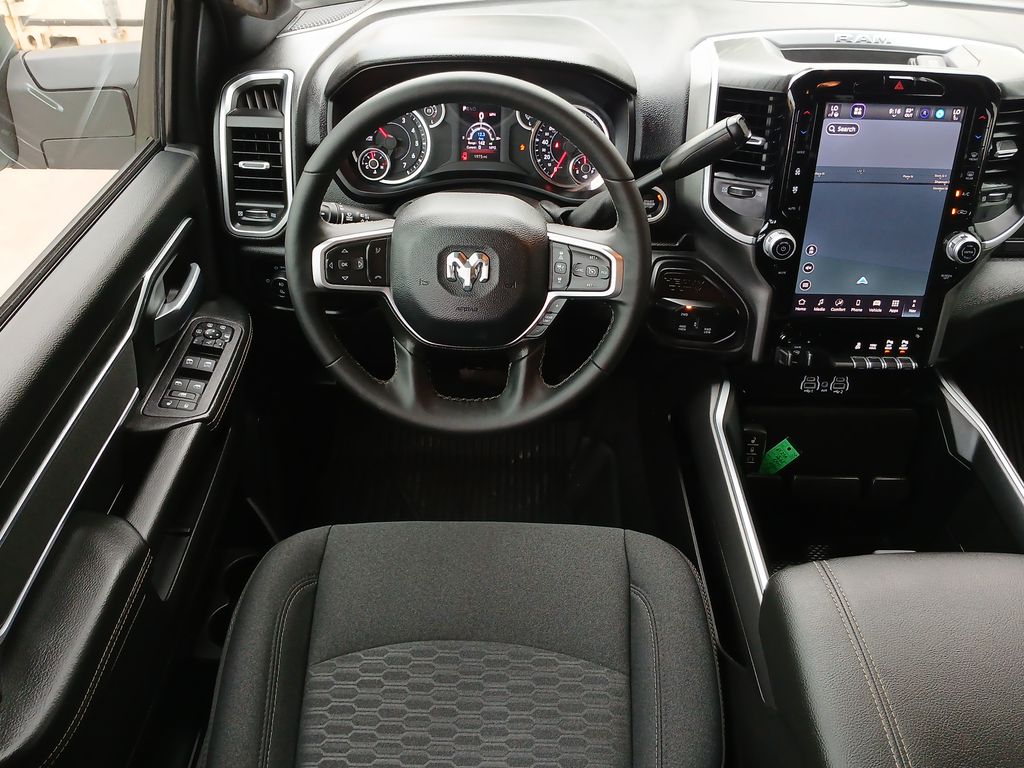 2025 Ram 2500 Big Horn photo 11