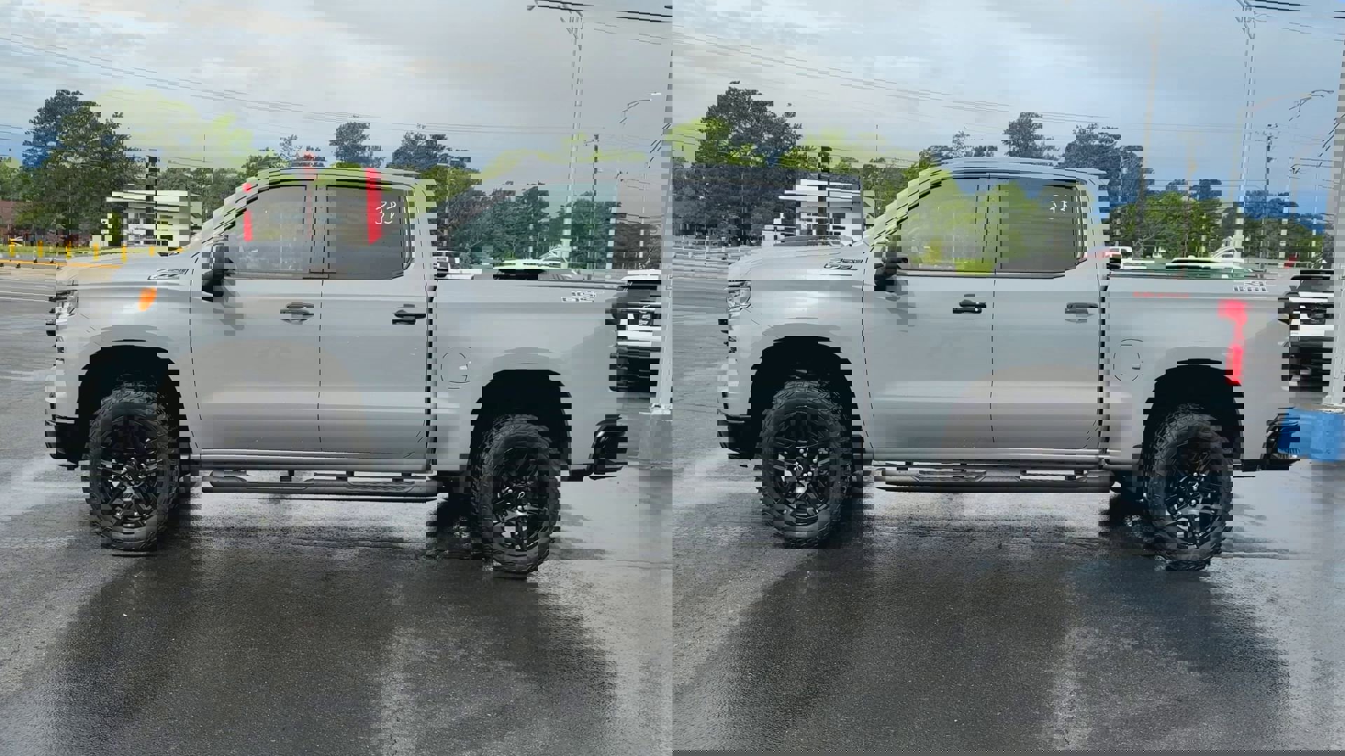 2024 Chevrolet Silverado 1500 LT Trail Boss photo 4