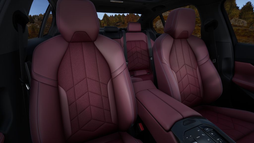 New 2025 Mineral White Metallic BMW eDrive40 image 36