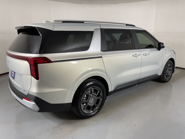 2026 Kia Carnival EX photo 4
